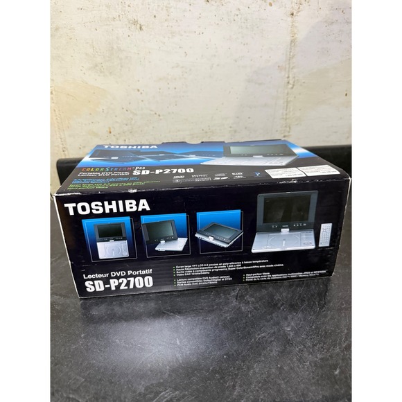 Toshiba Other - Toshiba SD-P2700 Portable DVD Player 8.9in Widescreen ColorStream Pro Silver